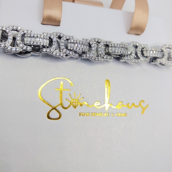 Byzantine Link 🔗 Diamond Bracelet (8") - Picture 2 of 3